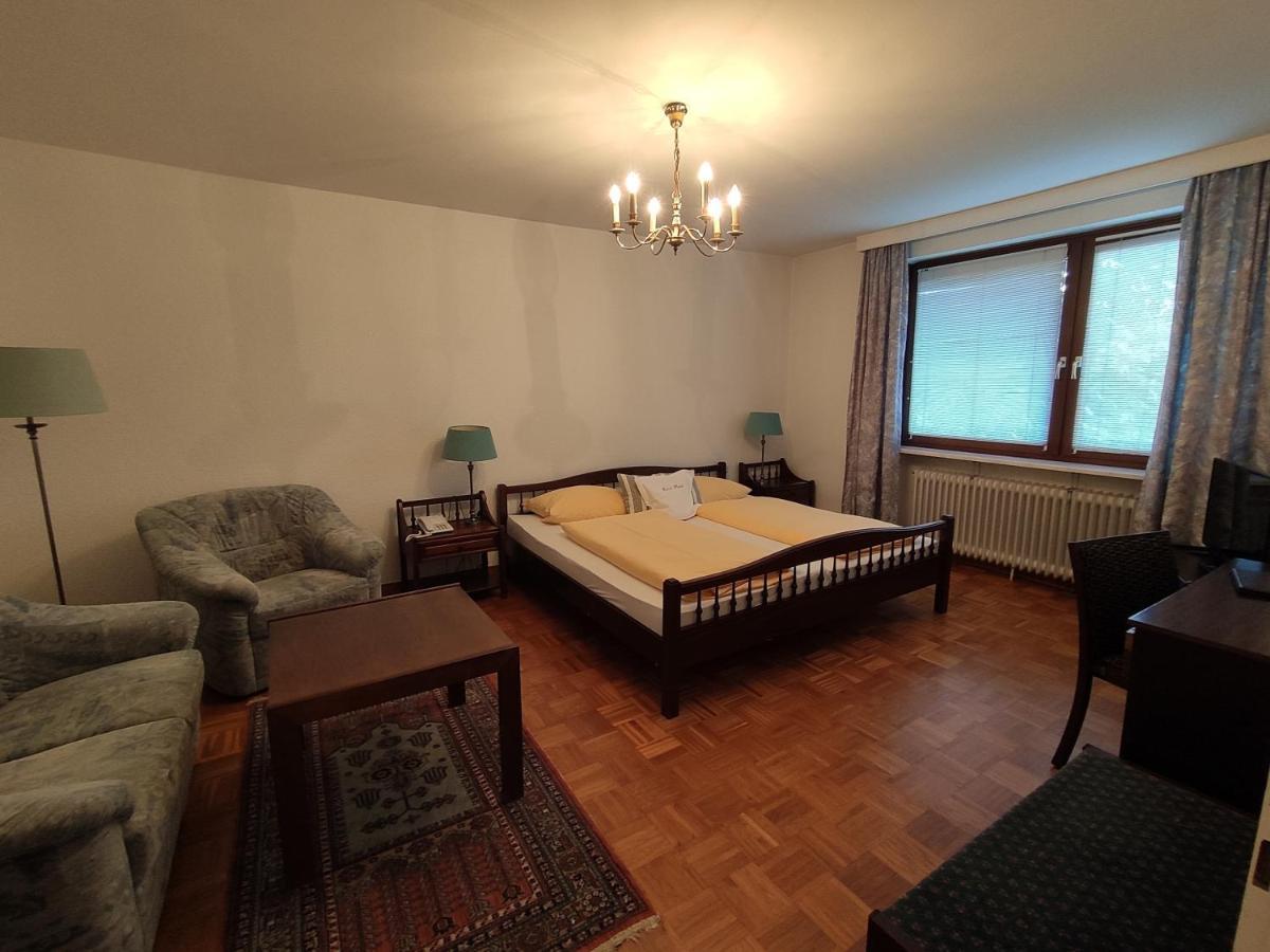Condi Hotel Хамбург Екстериор снимка