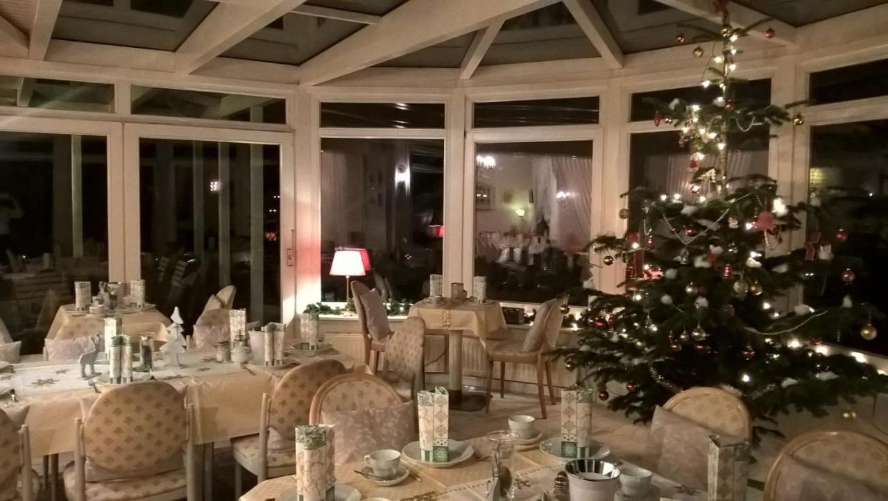 Condi Hotel Хамбург Екстериор снимка