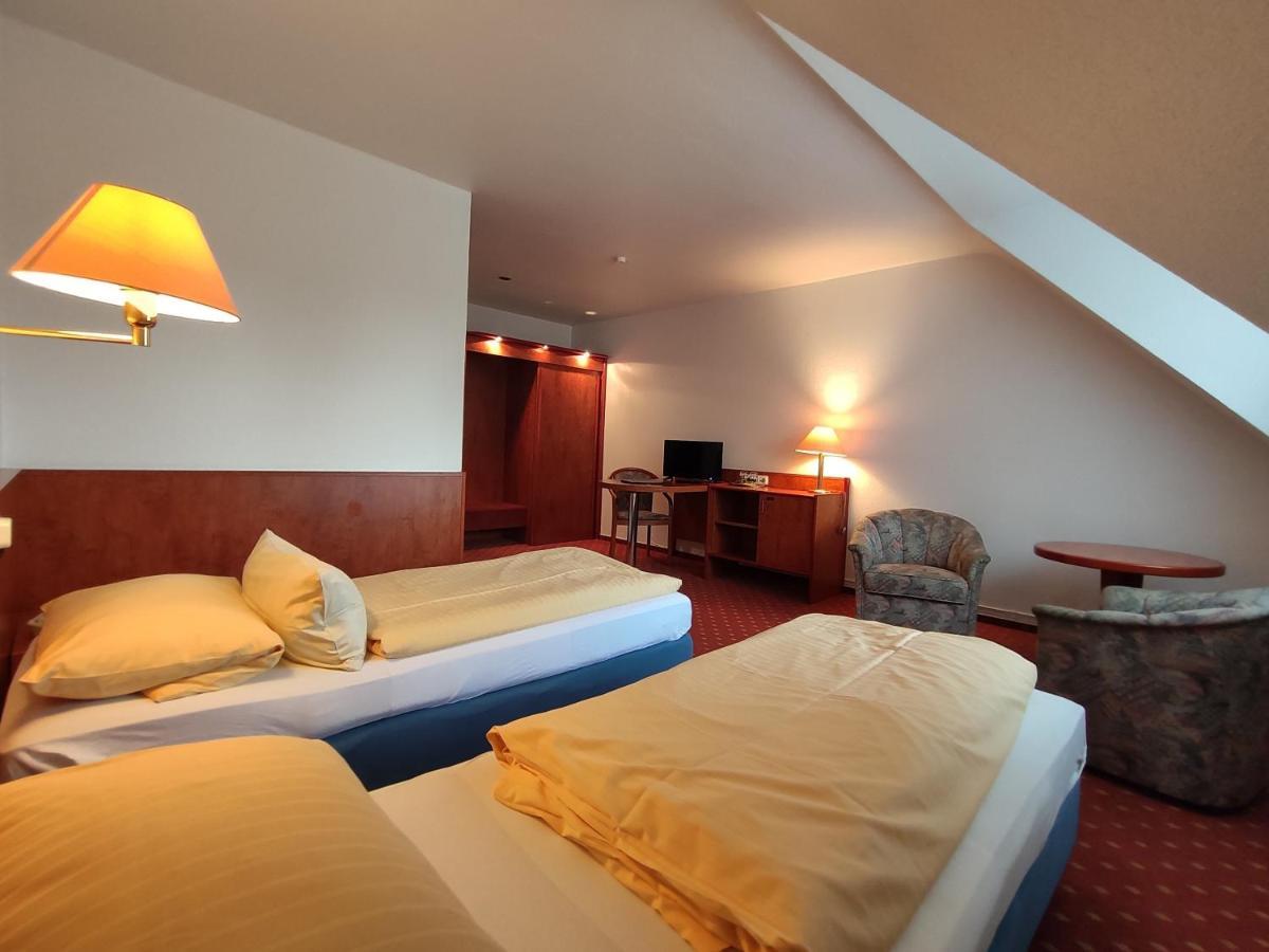 Condi Hotel Хамбург Екстериор снимка