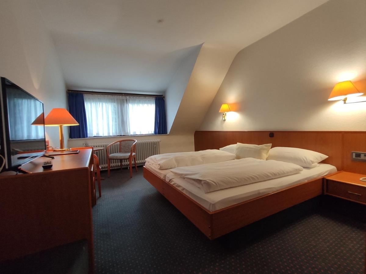 Condi Hotel Хамбург Екстериор снимка