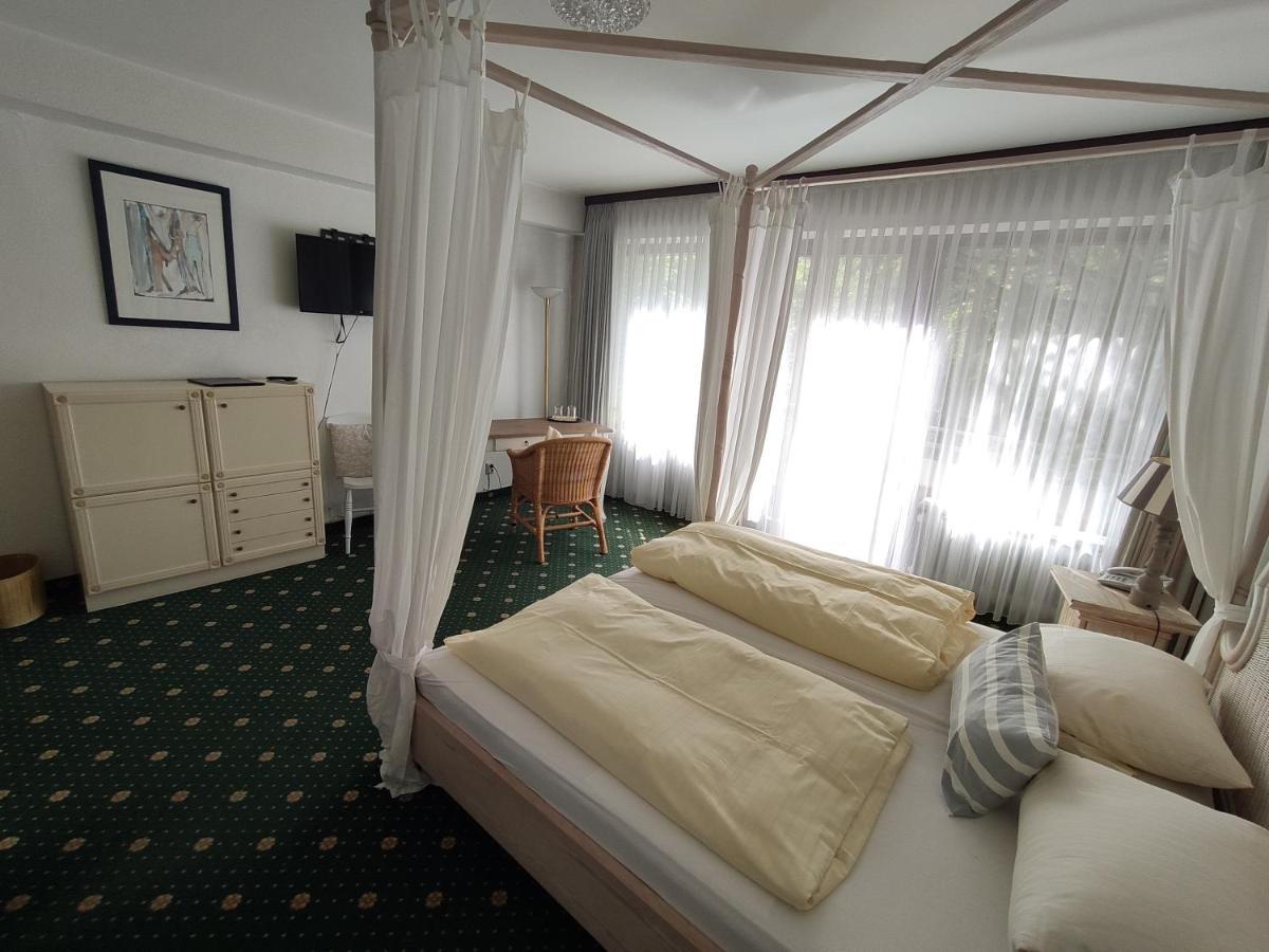 Condi Hotel Хамбург Екстериор снимка