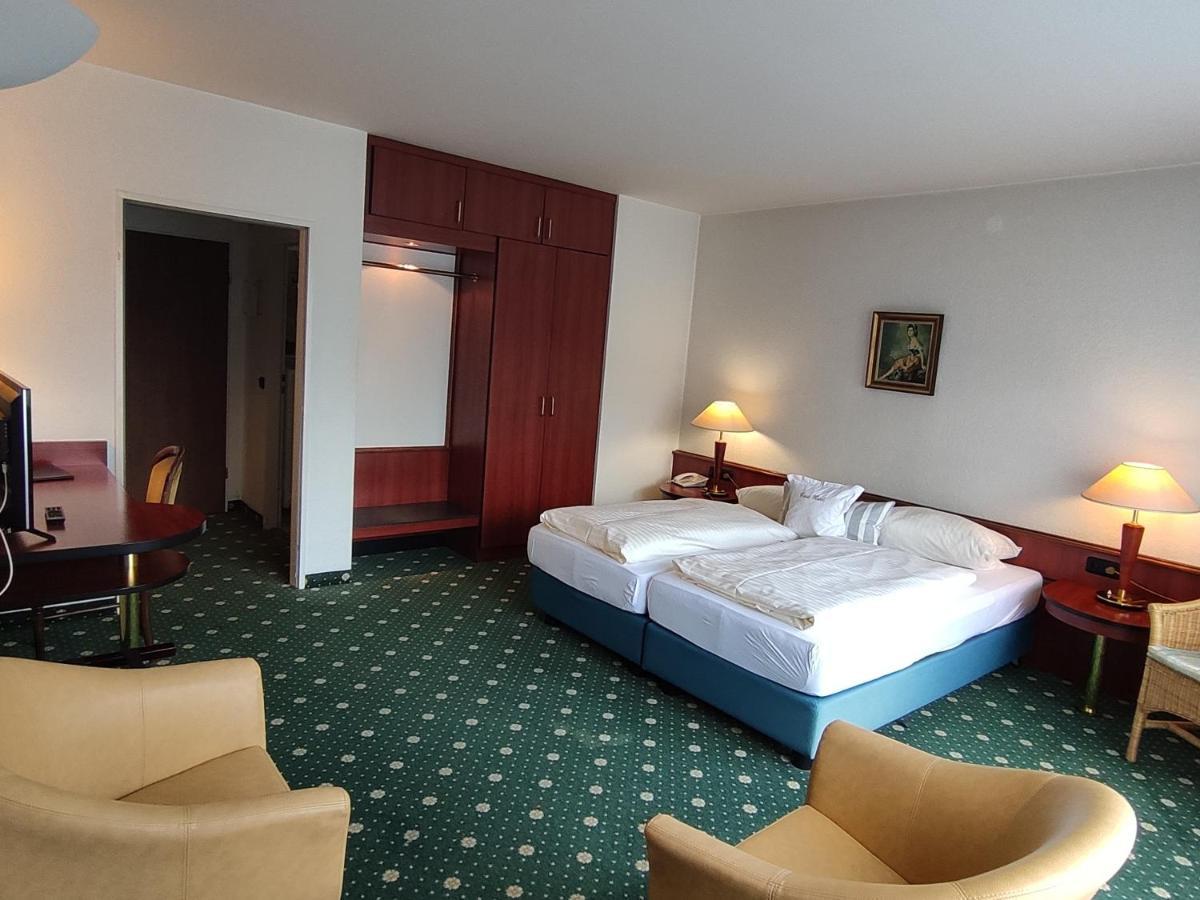 Condi Hotel Хамбург Екстериор снимка